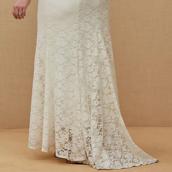 NWT Torrid Wedding Gown/Dress Ivory Lace Off Shoulder Fit & Flare 18 - Picture 6 of 15